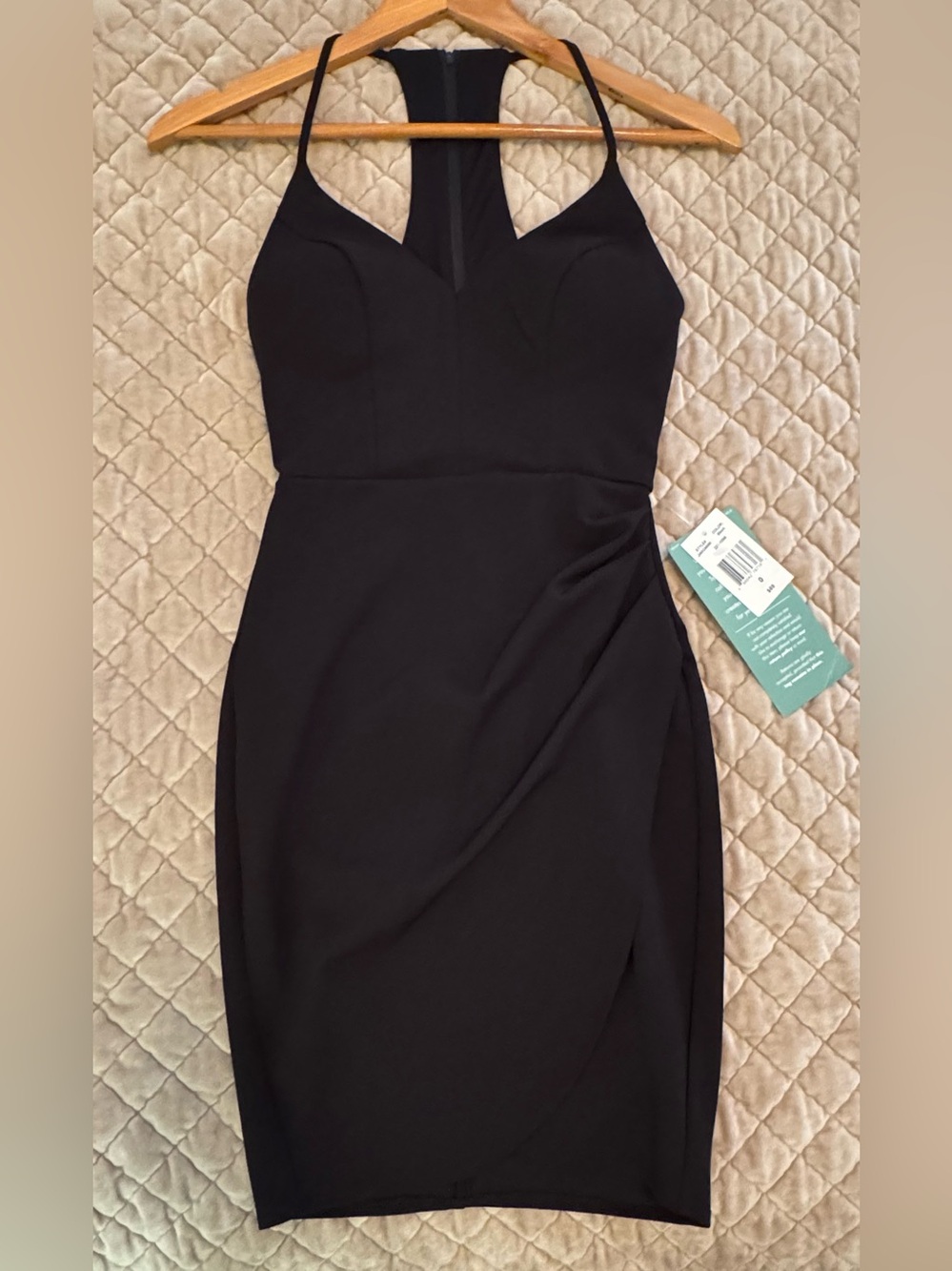 B. Smart Black Sleeveless Midi Sheath Dress
